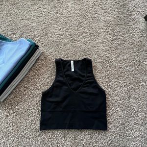 Athleta Aurora Crop S
